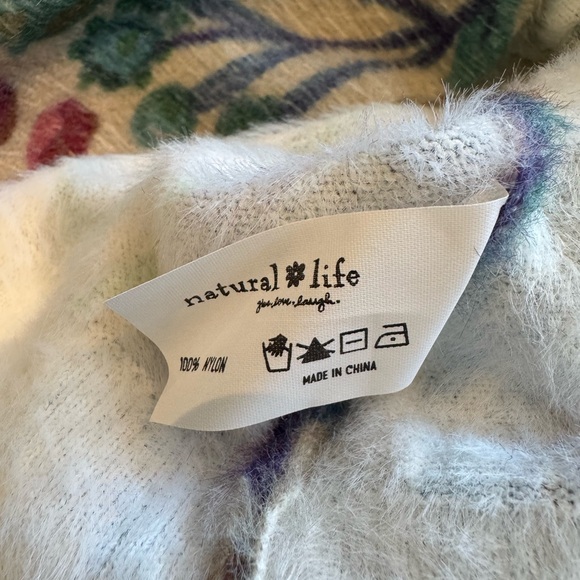 NATURAL LIFE NWT Cream Multicolored Floral Crewneck Sweater Boho Romantic Soft - Picture 6 of 11
